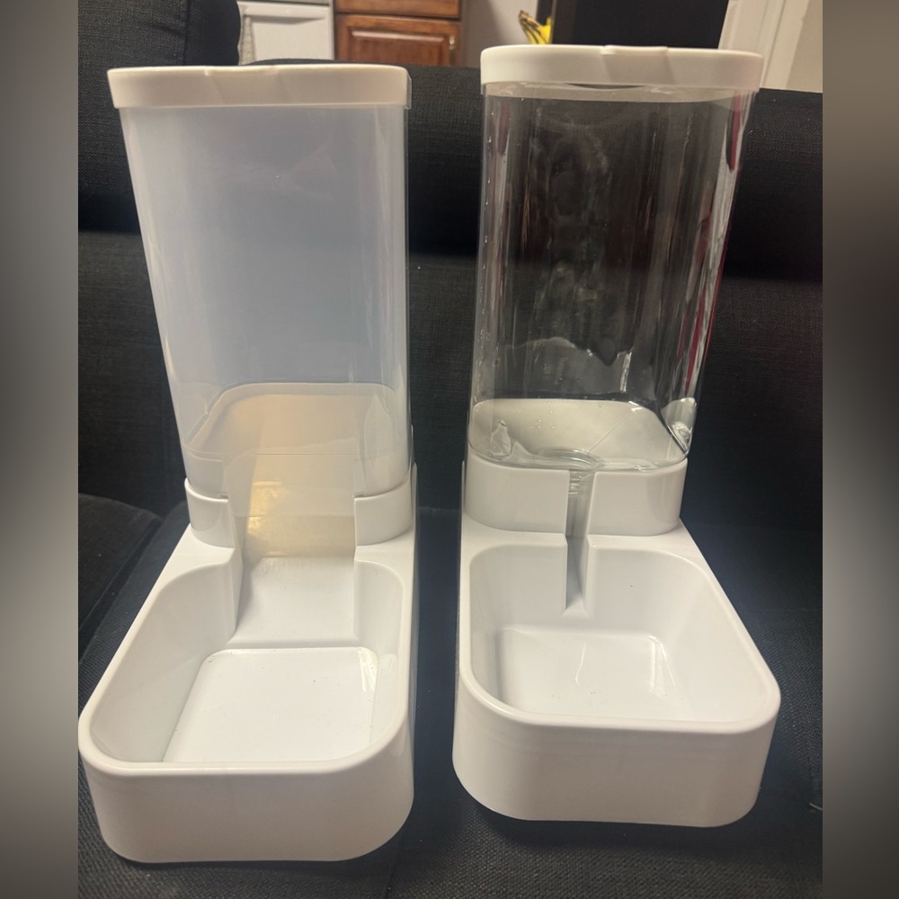 Automatic pet water and food dispenser